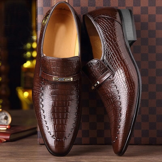2022 New Men-amp;#39;S Casual Shoes Classic Low-cut Embossed Leather Shoes Comfortable Business Dress Shoes Man Loafers Plus Size 38-48