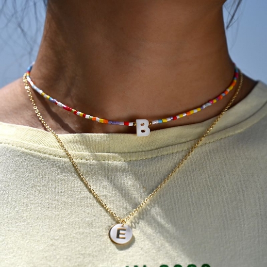 Bohemia Beaded Choker Necklace For Women Initial 26 Letters Pendant Chain Necklace Fashion Shell Pearl Jewelry Boho Accessories