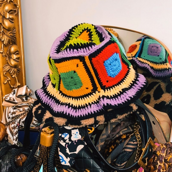 2023 New Women-s Handmade Crochet Bucket Hats Y2K Fashion Summer Beach Hat Korean Hollow Knitted Hat