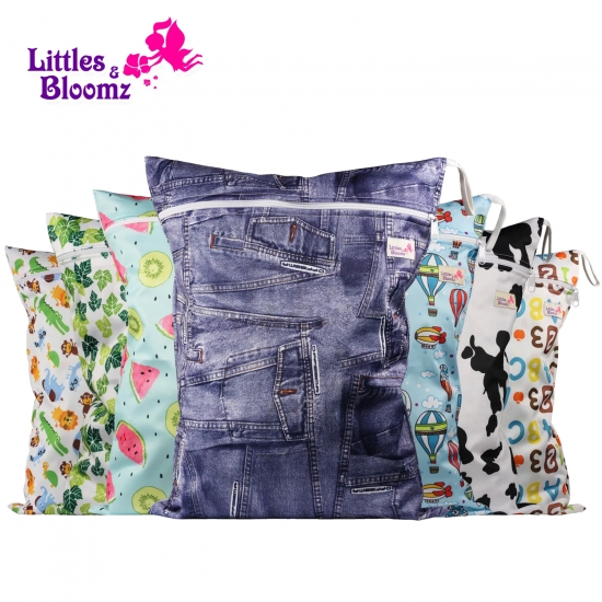 [Littles-amp;Bloomz] Washable Reusable Cloth Diaper Wet Nappy Bag - Waterproof Swim Sport Travel Carry bag- Big Size:40X30cm