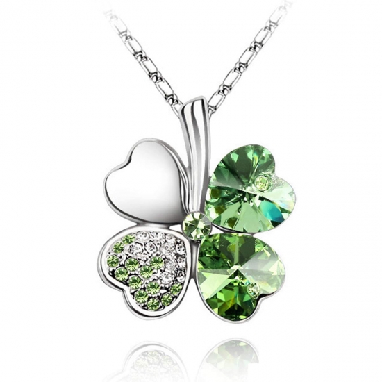 Wrapables Gold Plated Swarovski Elements Crystal Four Leaf Clover Pendant Necklace 18 inches Green